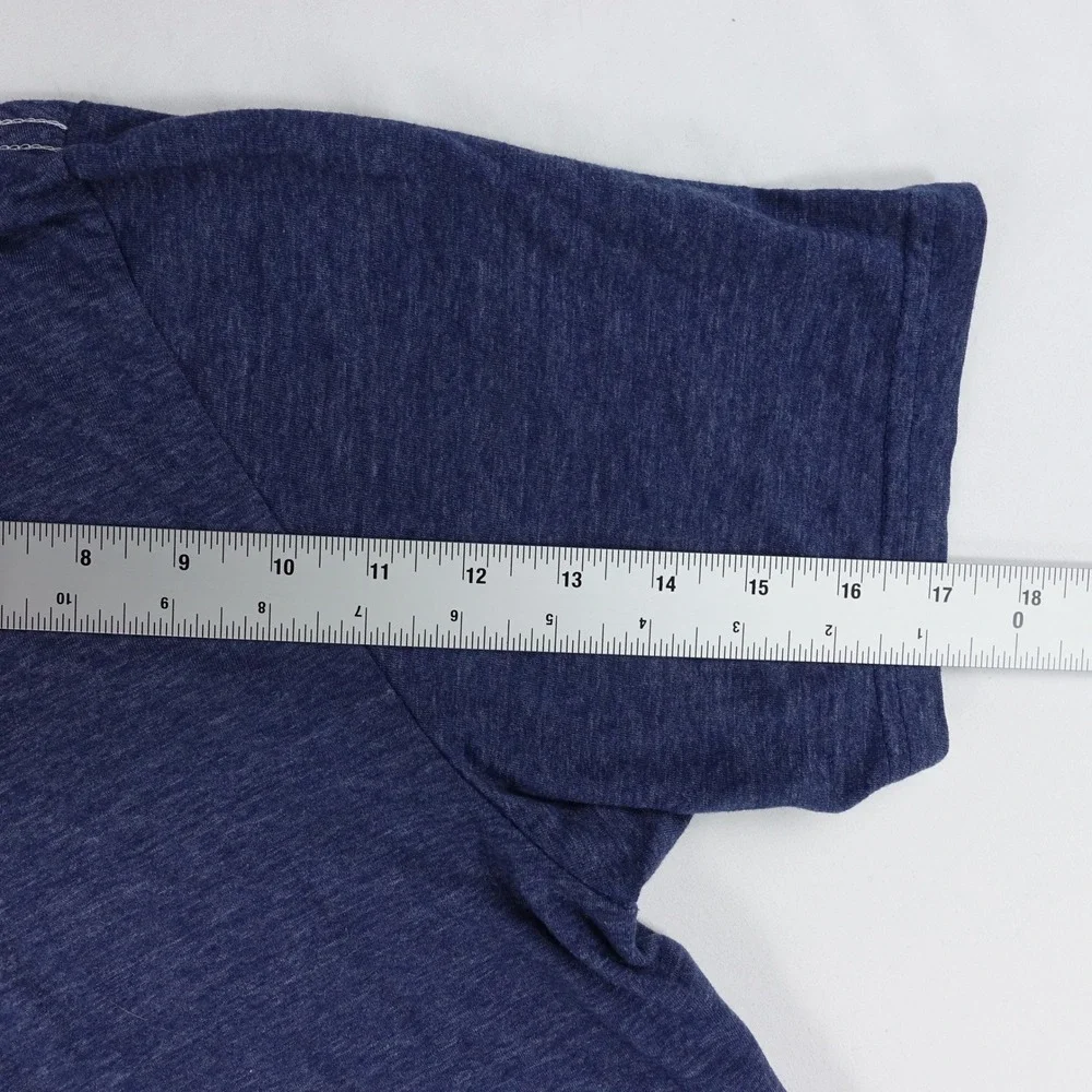 Goodlife T-Shirt Men's XL V-Neck Curved Hem Short Sleeve Cotton Poly Blue‎ USA